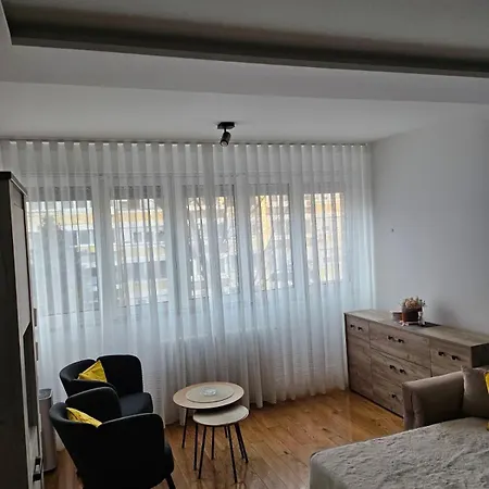 No 104 7 Residance Апартаменты Белград