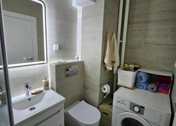 No 104 7 Residance *